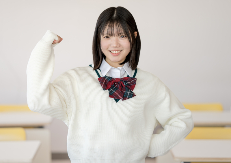 入社に向け目標を立てて頑張る高校生